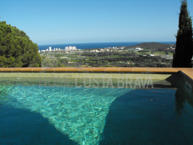 Villa con piscina y vistas panoramicas! Playa de Aro