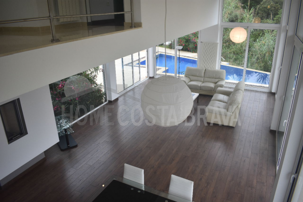 Moderne Villa auf Mas Nou mit 5 Schlafzimmern Playa de Aro