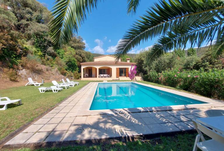 House with pool at Mas Ambros Calonge