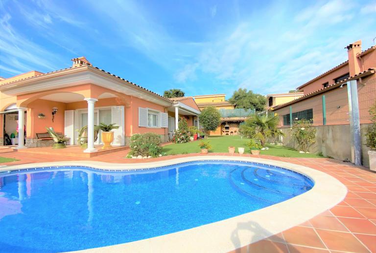 Casa con piscina y cerca del golf Santa Cristina d'Aro