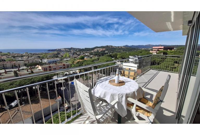 Fantástico apartamento con vistas a mar y montaña  s'Agaró