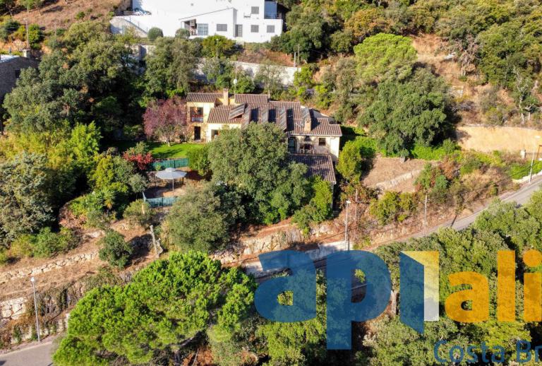 Grote villa met 4 slaapkamers in Rio d'Oro  Calonge