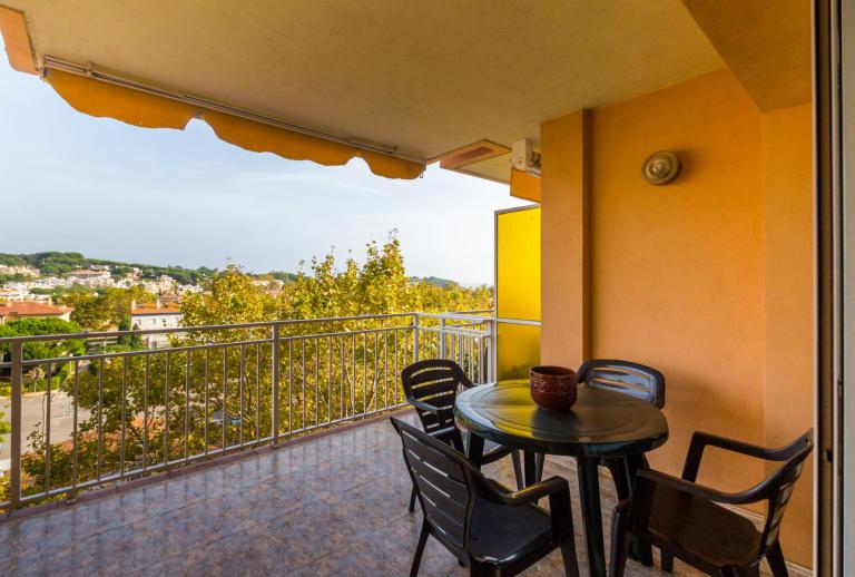 centrally located apartment  s'Agaró
