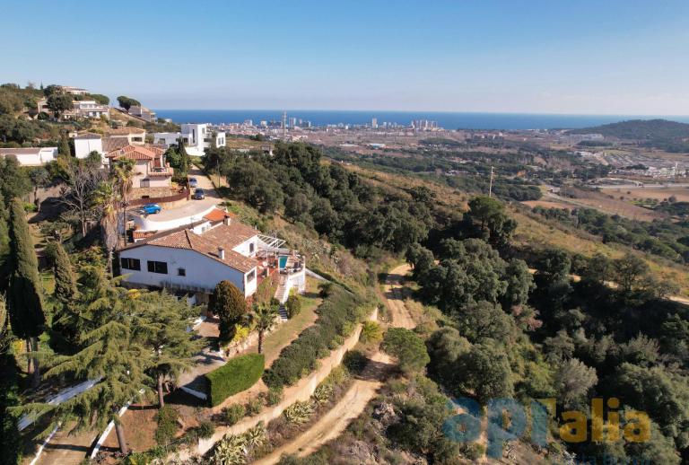 Villa mit 5 Schlafzimmern und schöner Aussicht auf das Dorf und das Meer in Can Manel  Castell d'Aro