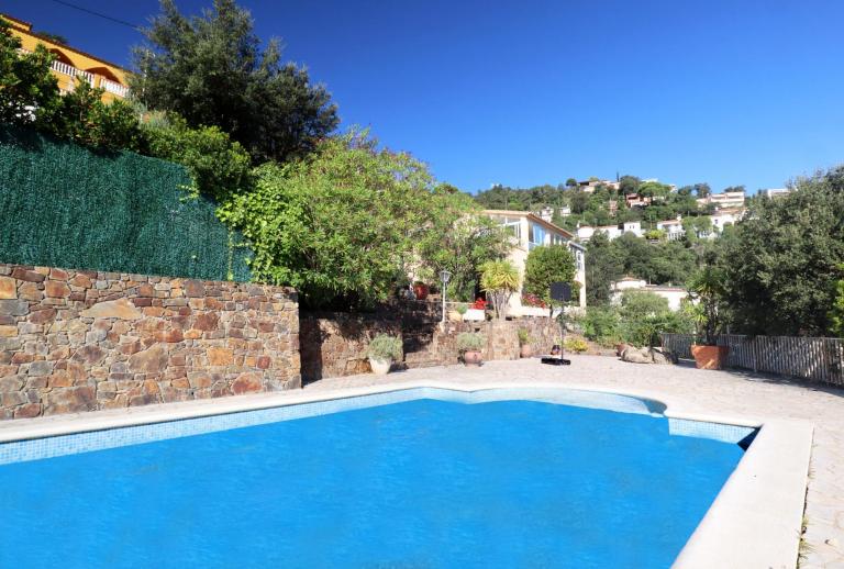 House with 2 studios and pool  Calonge
