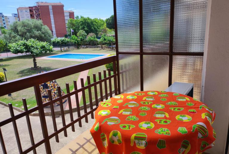 Small apartment with pool and terrace, close to beach  Playa de Aro