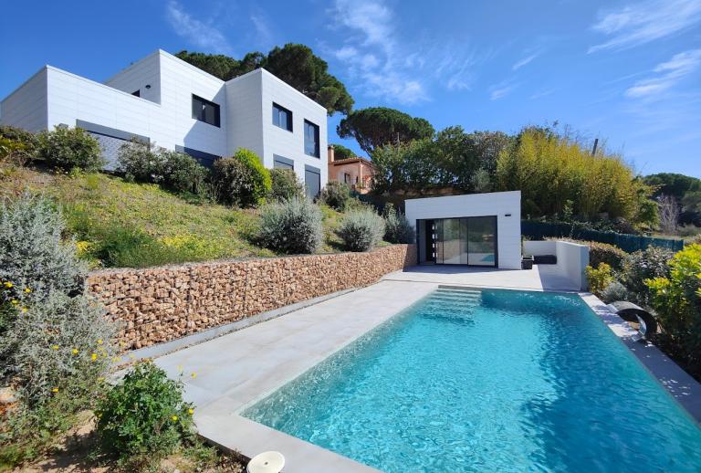 New build villa with swimming pool at Mas Palli  Calonge