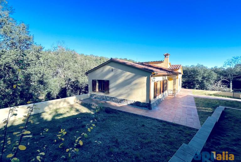 Villa for sale in the Vall Repos urbanization  Santa Cristina d'Aro